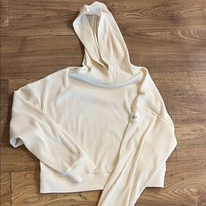 ALO Yoga Cream Ribbed Hoodie